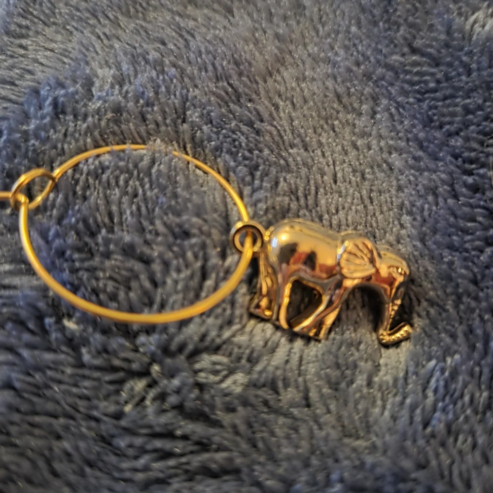 Gold Tone Animal & Tropical Wine Glass Charms Set 4 Elephant Monkey Turtle Fish